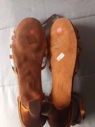 Zapatos de baile latino