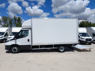 IVECO  3.0 CHASIS CAJA CERRADA CON TRAMPILLA 160CV
