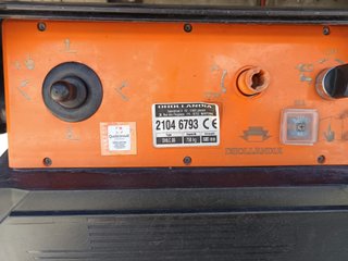 IVECO  3.0 CHASIS CAJA CERRADA CON TRAMPILLA 160CV