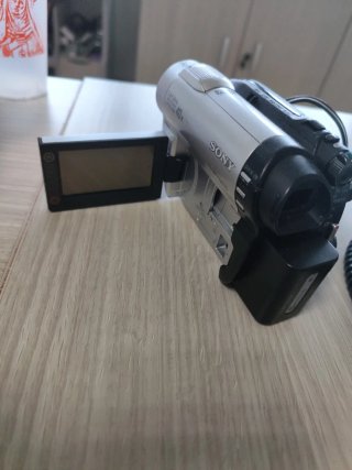 Sony Handycam DCR-DVD610 40x Zoom
