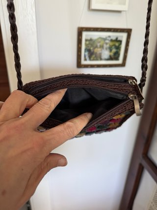 Bolso bandolera de coco y crochet