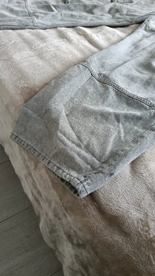 Pantalones cargo grises Pull and Bear