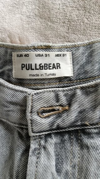 Pantalones cargo grises Pull and Bear