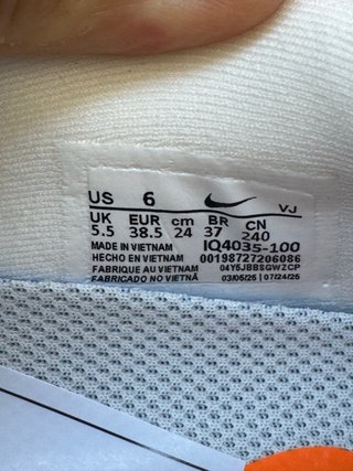 Nike Vomero Premium “Sail Coconut Milk”