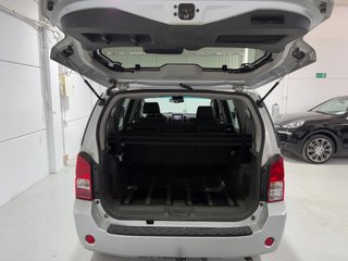 Nissan Pathfinder 2.5 dCi (174CV) SE, 7 plazas
