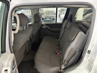 Nissan Pathfinder 2.5 dCi (174CV) SE, 7 plazas
