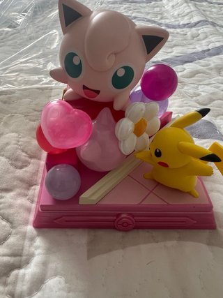 Figura Pokémon Jigglypuff y Pikachu