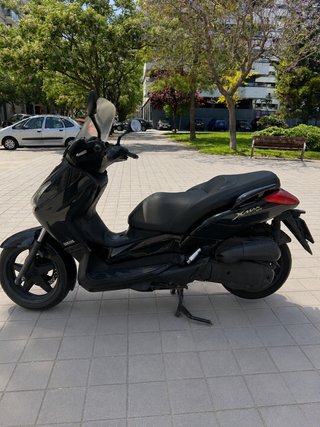 Yamaha Xmax 125 Negra