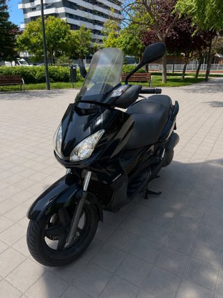 Yamaha Xmax 125 Negra