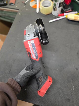 Smerigliatrice Milwaukee M18 FSAG125X