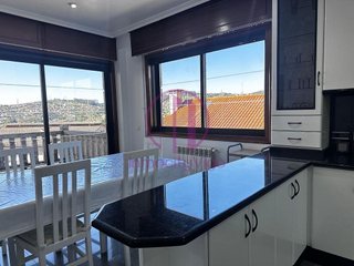 Chalet en alquiler en Cabral - Candeán en Vigo