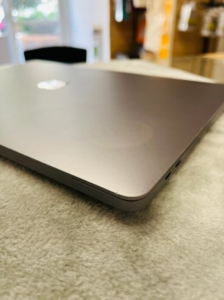 MacBook Pro 16' 2019 i9 16GB 1TB (A2141)