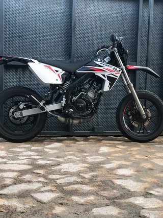 Rieju MRT 49cc Supermotard
