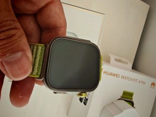 Huawei Watch Fit 4 Pro - plateado/Verde