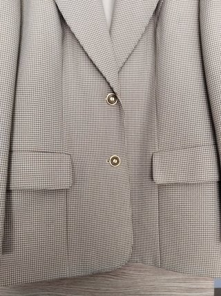 Traje chaqueta y falda pata de gallo T.46
