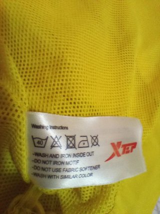 Chaqueta chubasquero Villarreal CF amarilla TallaM