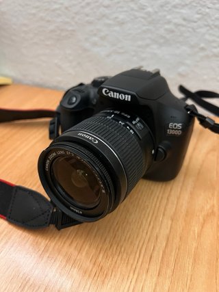 Cámara Canon 1300D