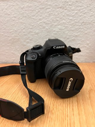Cámara Canon 1300D