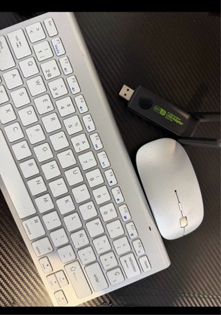 BARATO  PC Sobremesa Blanco con Luces LED