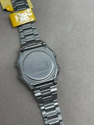 Orologio Q&Q Digitale By Citizen Argento