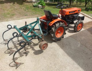 Tractor Kubota B6000