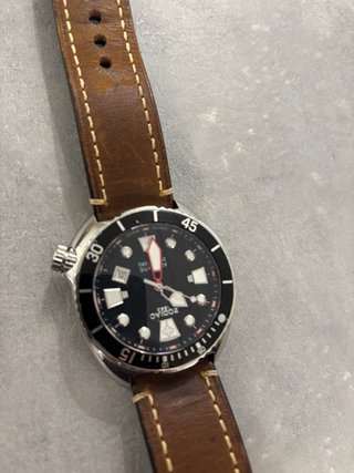 Reloj Zodiac Super Sea Wolf Cuero
