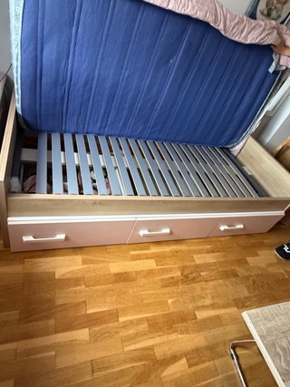 Cama 90x190 con cajones. Incluye somier.