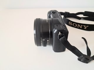 Cámara Sony A5100 Negra con Objetivo Kit
