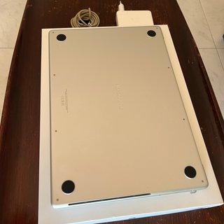 MacBook Pro 16” M1 Pro (16GB RAM / 512GB SSD)