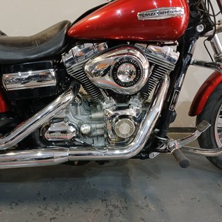 Harley Davidson Dyna Super Glide 2007 Roja