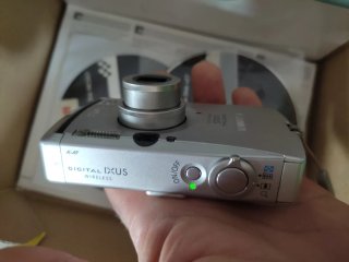 Cámara Canon IXUS Wireless 5.0 MP En caja original