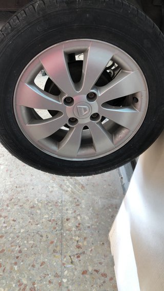 Llanta Dacia Sandero R15