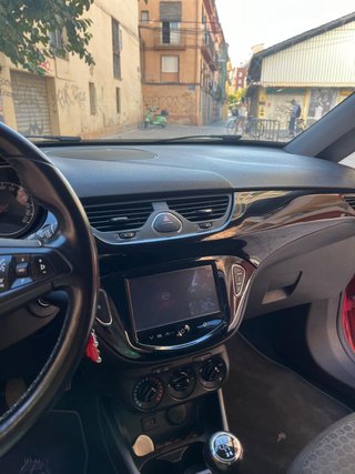 Opel Corsa 2015 E rojo