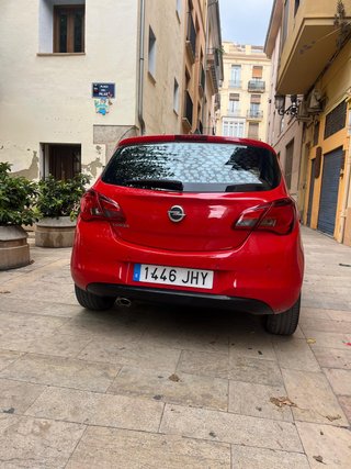 Opel Corsa 2015 E rojo