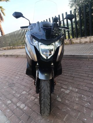 Honda Integra S 750cc Maxi-Scooter Automática.