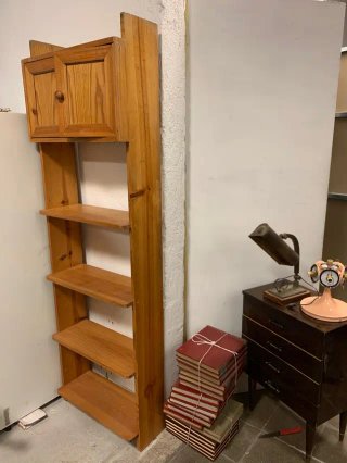 Estantería madera maciza con armario