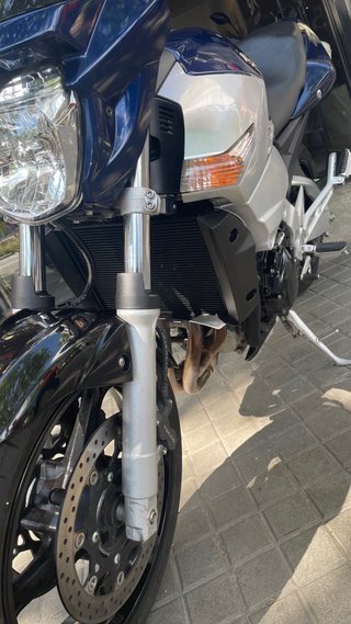 Suzuki GSR 600 2006 22.000kms