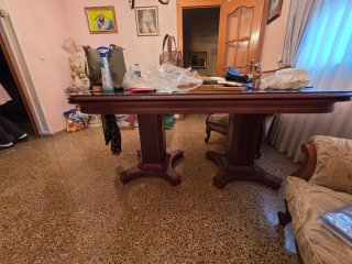 Mesa comedor y 6 sillas a juego