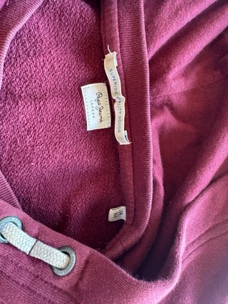 Lote 3 sudaderas Carhartt, Levi’s, Pepe Jeans