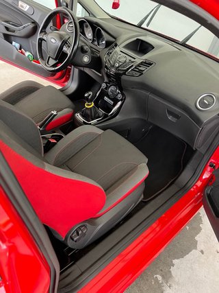 Ford Fiesta St line Red Edition