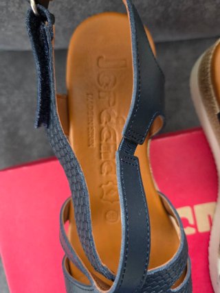 Sandalias cuña Jordana azul y marrón