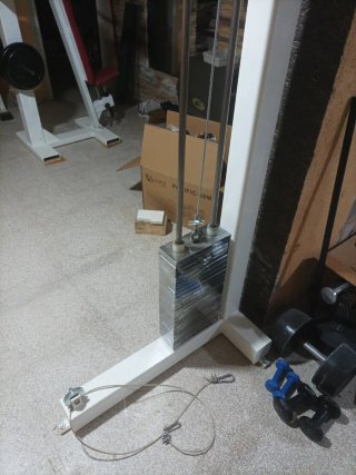 Máquina de gimnasio dorsal hombro y triceps