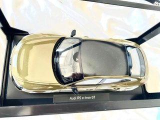 Audi RS e-tron GT Norev 1:18