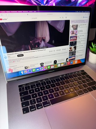 Apple MacBook Pro 2017 16GB Space Grey