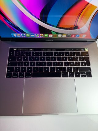 Apple MacBook Pro 2017 16GB Space Grey
