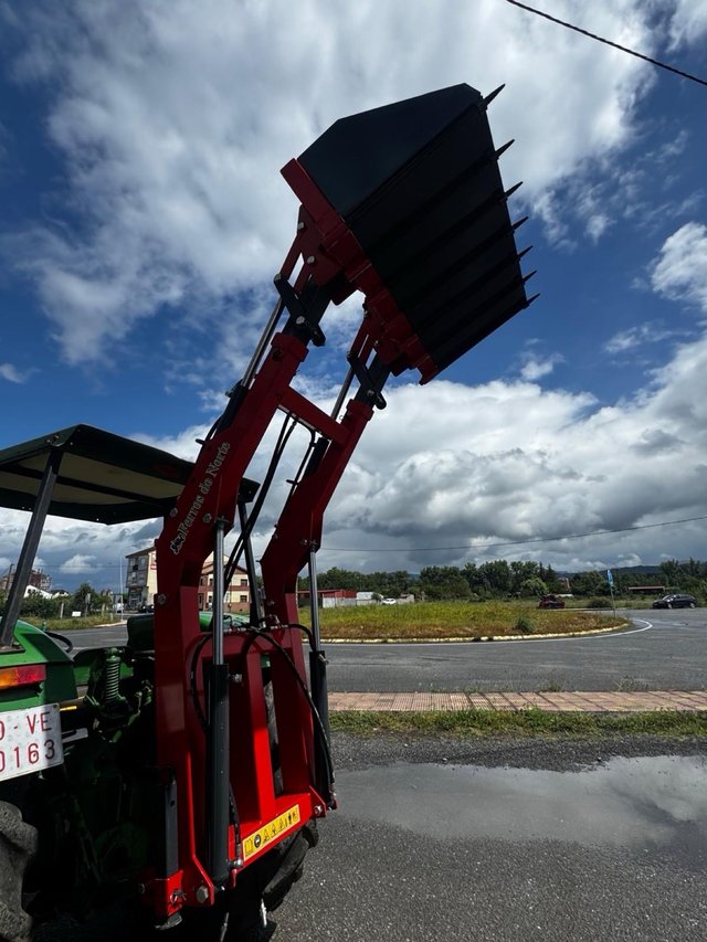 Pala frontal para tractor