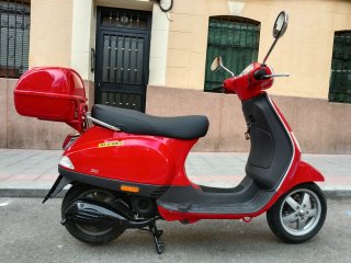 Piaggio Vespa lx 50 2t 2007 Roja 6000km