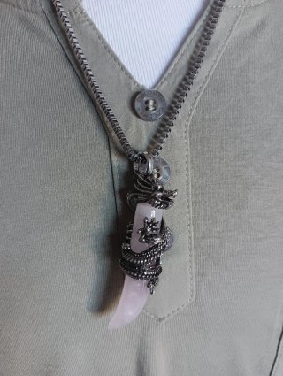 Collar Acero Dragón Cuarzo Rosa