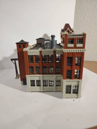 Maqueta Fábrica Kibri para trenes escala N