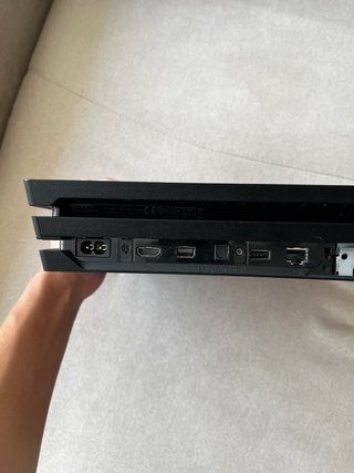 PS4 Pro 1TB Nero